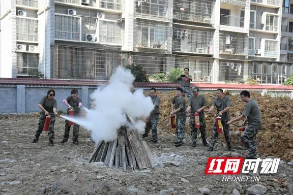 湘西土家族苗族自治州市人民防空办公室领导团队简介